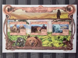 znaczki-fauna-niedzwiedzie-gwinea-czysty-zn18