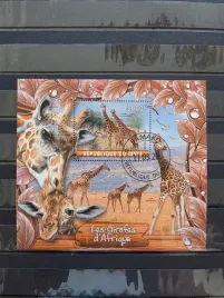 znaczki-fauna-zwierzeta-zyrafy-mali-kasowany-p24