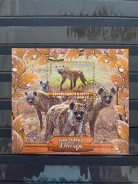 znaczki-fauna-zwierzeta-hieny-mali-kasowany-p24