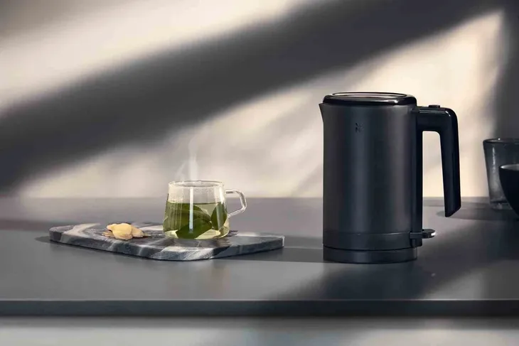 czajnik-kitchenminis-wmf-deep-black-wmf-marka-wmf