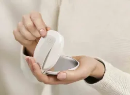 organizer-lazienkowy-lusterko-kieszonkowe-joseph-joseph