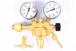 reduktor-bo-butli-z-azotem-perun-40bar-azotowy