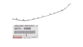 toyota-avensis-listwa-chromowa-zderzaka-przod-53121-05080-oe