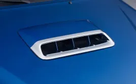 toyota-hilux-obudowa-wlotu-powietrza-chrom-pz049-0k015-oe