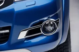 toyota-hilux-nakladka-lampy-przeciwmgielnej-chrom-pz049-0k017-oe