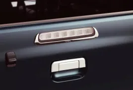 toyota-hilux-ramka-lampki-stopu-chrom-pz049-0k016-oe