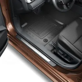 toyota-camry-dywaniki-gumowe-komplet-czarne-pw210-33010-oe