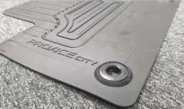 toyota-proace-city-verso-oryginalne-dywaniki-gumowe-przod-pz4l1-h5350-oe