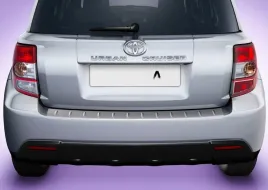 toyota-urban-cruiser-listwa-ochronna-nakladka-zderzak-tyl-pz402-b4520-00-oe