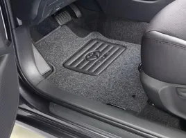 toyota-corolla-oryginalne-dywaniki-welurowe-komplet-pz410-e3356-ha-oe