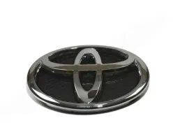 toyota-yaris-chromowany-emblemat-logo-przod-75311-0d030-oe