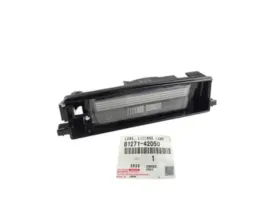 toyota-rav4-lampa-oswietlenie-tablicy-rejestracyjnej-tyl-81271-42050-oe