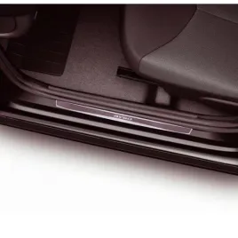 toyota-aygo-nakladki-progowe-aluminiowe-przod-pz438-92183-00-oe