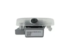 toyota-camry-podswietlenie-progu-drzwi-logo-pc533-06002-oe