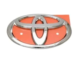toyota-gt86-chromowany-emblemat-logo-przod-su003-03216-oe