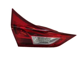 toyota-auris-lampa-tylnej-klapy-lewy-tyl-81591-02460-oe