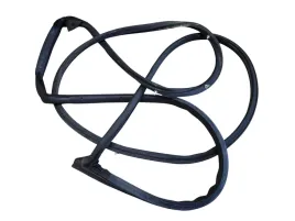 toyota-verso-uszczelka-drzwi-lewy-przod-67862-0f020-oe