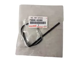toyota-rav4-tasma-uszczelka-montazowa-75696-42080-oe
