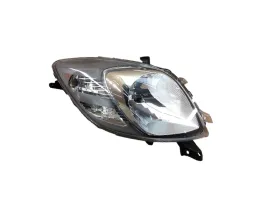 toyota-yaris-lampa-reflektor-lewy-przod-81170-52840-oe