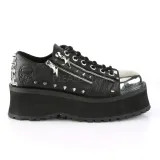 buty-polbuty-gravedigger-04-r-35-stan-nowy
