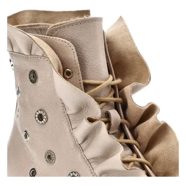 botki-armodo-2641-ivory-232-marka-inna