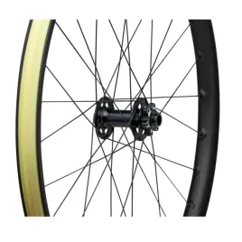 wtb-kolo-czr-i30x29-przod-110x15-28-6-srub