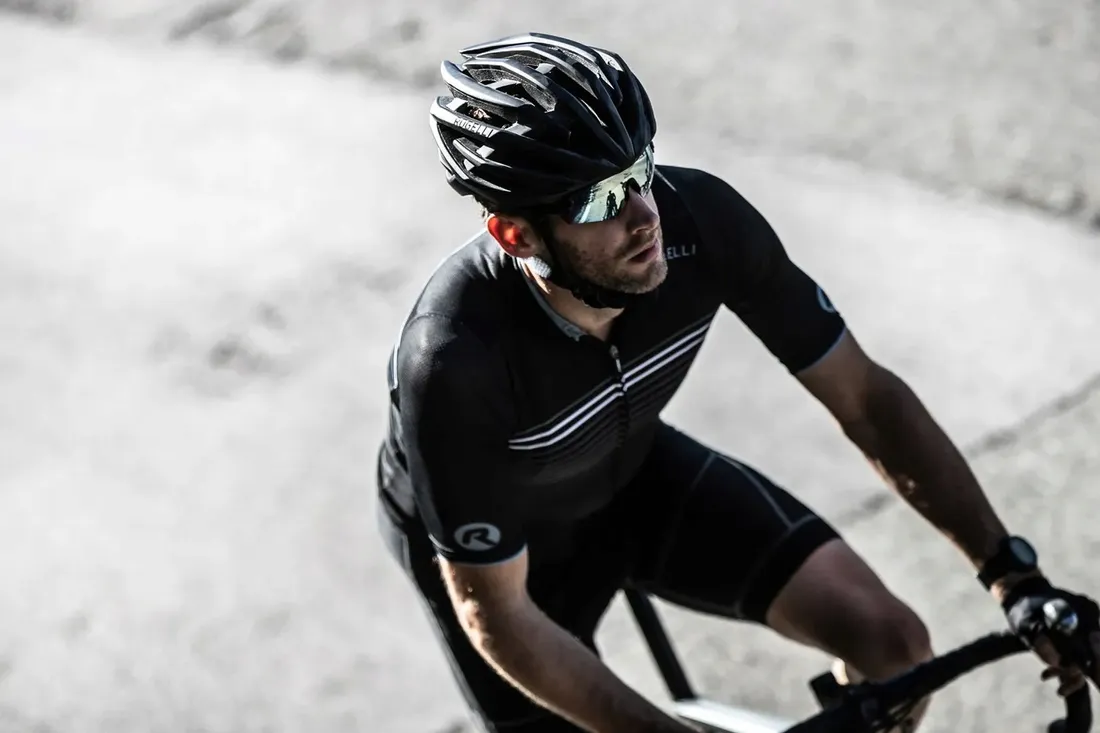 rogelli-tecta-ultralekki-kask-rowerowy