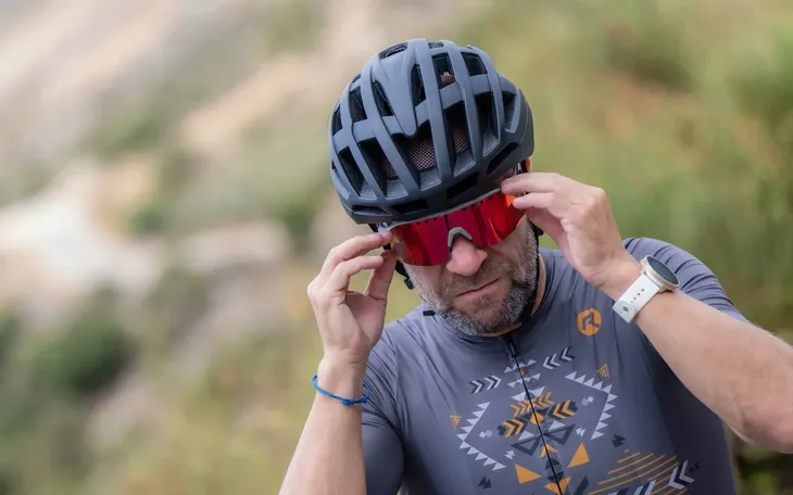 rogelli-deiro-lekki-kask-rowerowy-model-deiro