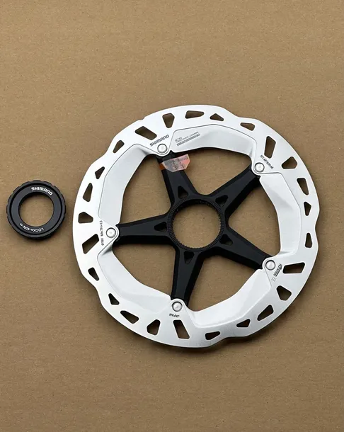 shimano-tarcza-hamulca-180mm-cent-lock-rt-mt800-waga-z-opakowaniem-1-kg