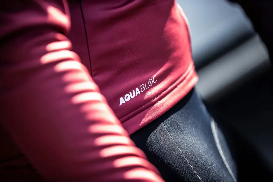 rogelli-essential-softshellowa-kurtka-rowerowa