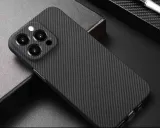 etui-do-iphone-16-pro-max-carbon-slim-600d-plecki-typ-plecki