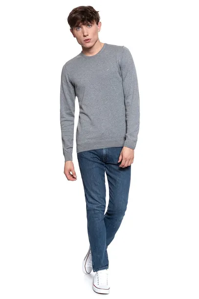 mustang-basic-c-neck-meski-sweter-klasyczny-logo-s-sklad-materialowy-bawelna