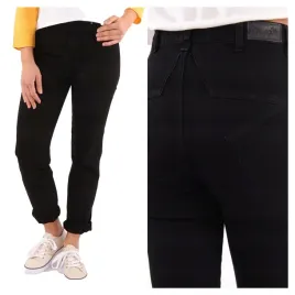 damskie-spodnie-jeansowe-wrangler-retro-slim-w28