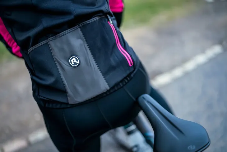 rogelli-glory-damska-kurtka-rowerowa-softshell-kaptur-bez-kaptura