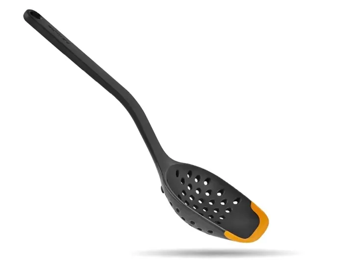 fiskars-lyzka-cedzakowa-30cm-rodzaj-lyzka-cedzakowa-marka-fiskars