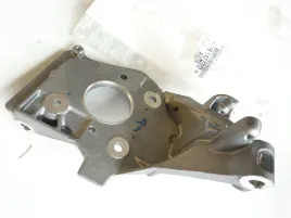 lapa-mocowanie-pompy-wtryskowej-1-6-bluehdi-8v-1614345680-citroen-peugeot