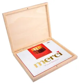 pudelko-drewniane-na-czekoladki-merci-prezent-ozdobne-pojemnik-szkatulka