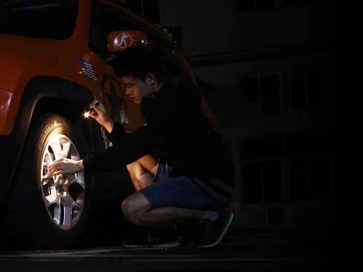 latarka-led-fenix-ld02-v2-0-stan-nowy-uszkodzony-nie