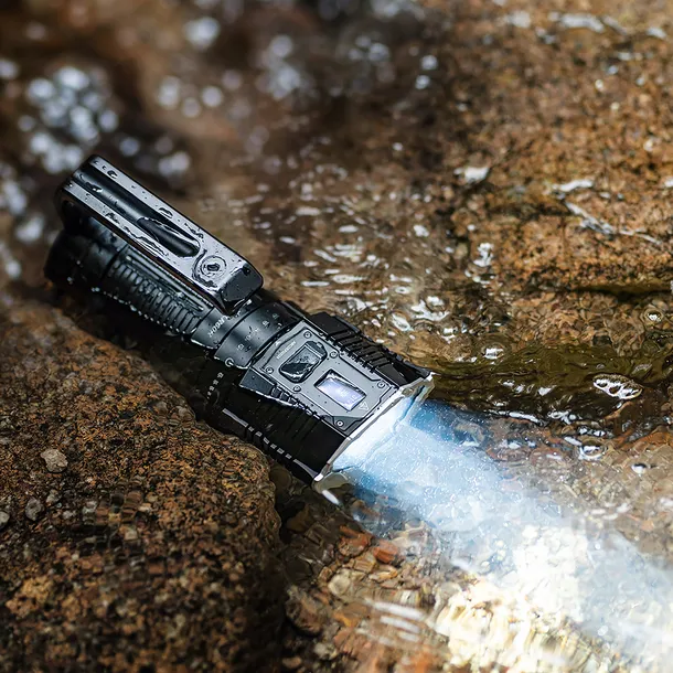 latarka-led-fenix-lr60r-stan-nowy-kod-produktu-lr60r