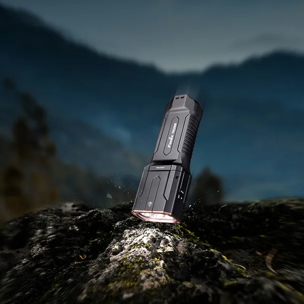 latarka-led-fenix-tk28r-marka-fenix