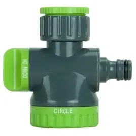 przylacze-kranowe-dwukierunkowe-ze-zraszaczem