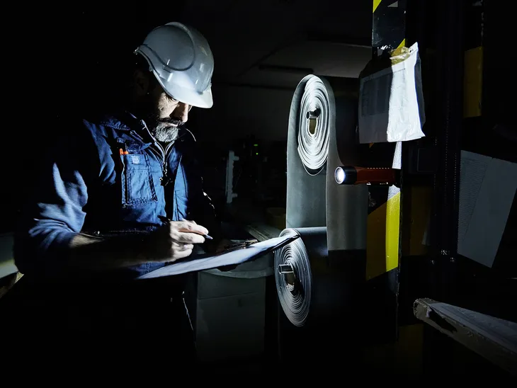 latarka-strazacka-led-fenix-wf11e-stan-nowy-marka-fenix