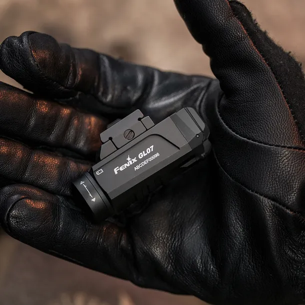 latarka-na-bron-fenix-gl07-kod-producenta-gl07