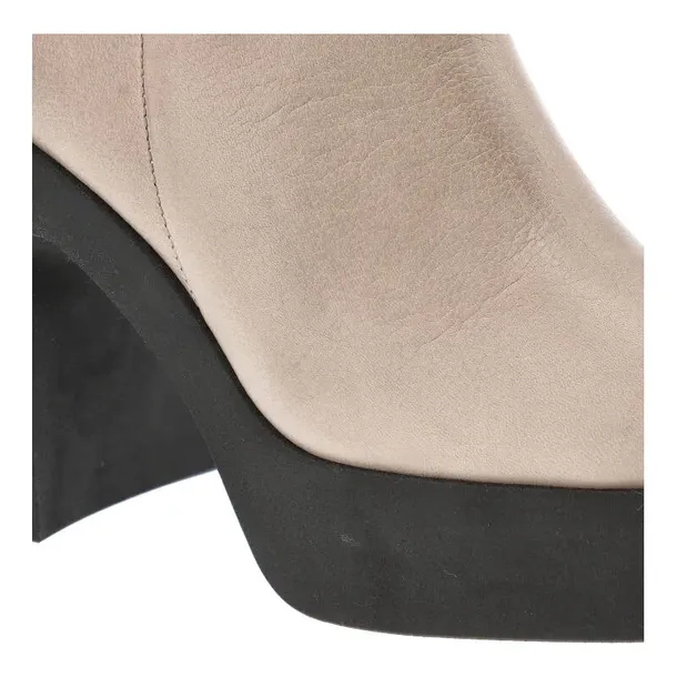 botki-armodo-2612-ivory-232-marka-inna