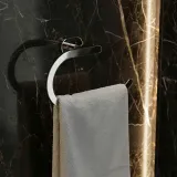 rea-wieszak-110-til-chrome-liczba-miejsc-do-wieszania-1