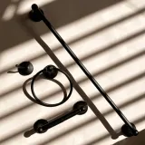 drazek-na-kolki-rea-czarny-liczba-miejsc-do-wieszania-1