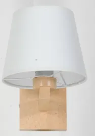 kinkiet-scienny-do-sypialni-drewniany-bialy-abazur-led-1xe27