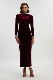 burgundowa-sukienka-maxi-z-dlugim-rekawem-i-zdobieniami-karen-millen-s