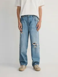 niebieskie-jeansy-z-przetarciami-reserved-30