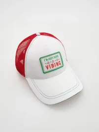 biala-czapka-z-daszkiem-reserved-uniwersalny